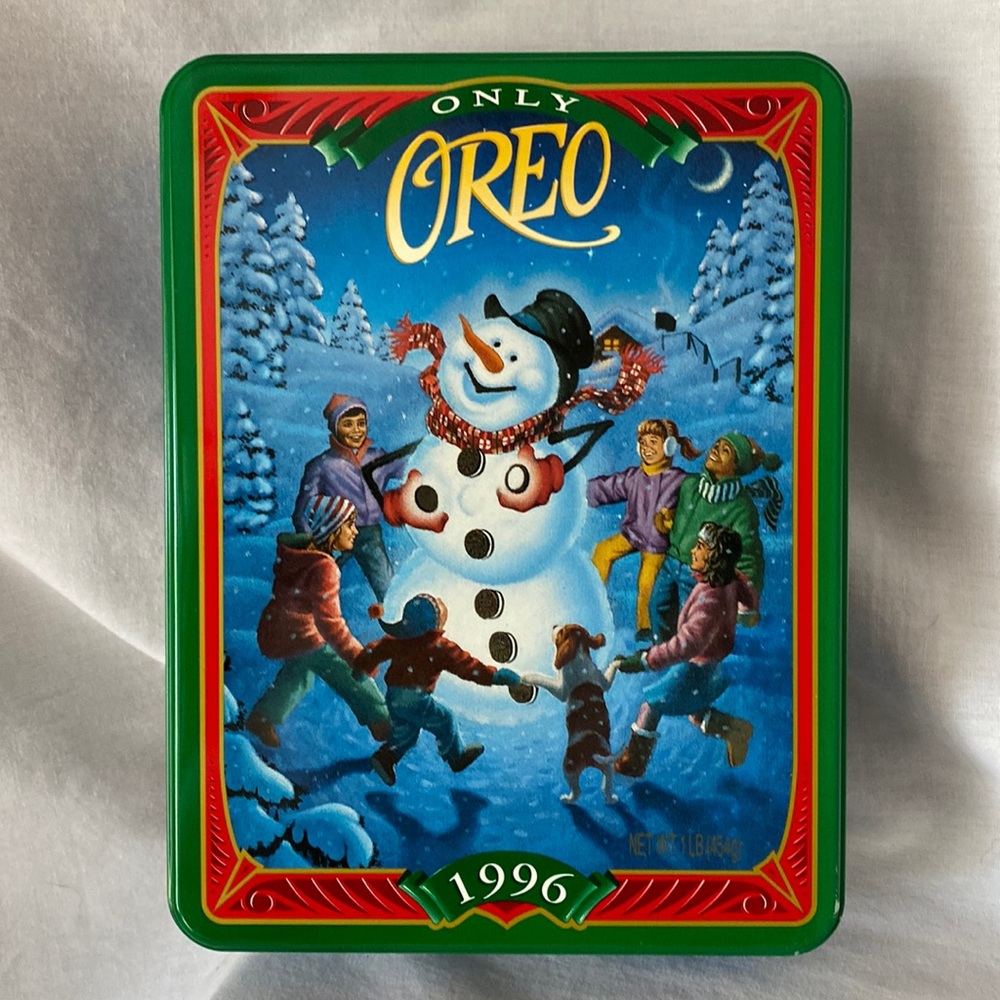 1996 The Snowman Game Oreo Cookie Tin Can Nabisco ~ Only Oreo ~ 8”x6”x2.5